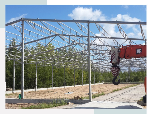 Строительство конюшен в Нягань от 611 руб. под ключ