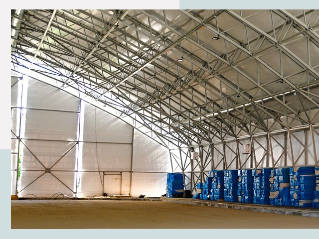 Строительство крытых катков в Нягани