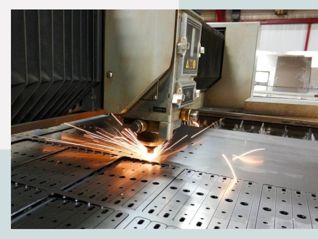 Лазерная резка металла в Нягани от 611 руб.